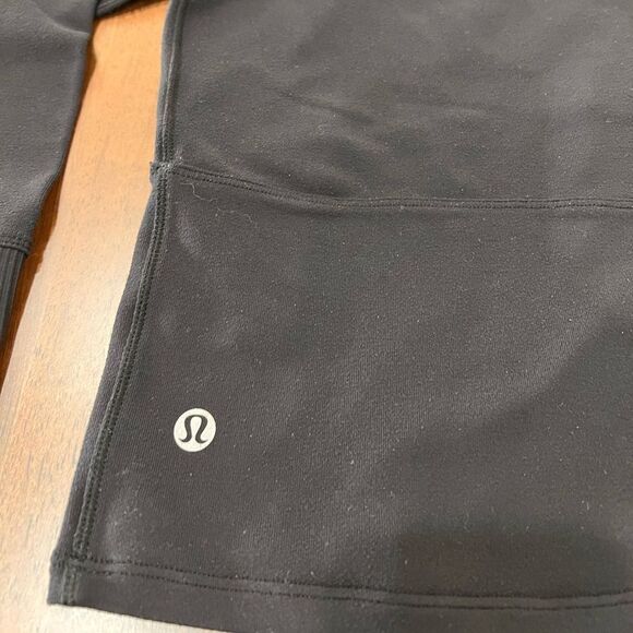 Lululemon It’s Rulu Black 3/4 Zip Long Sleeve Top Slim Fit Cropped Fits Like 10 - Picture 7 of 7